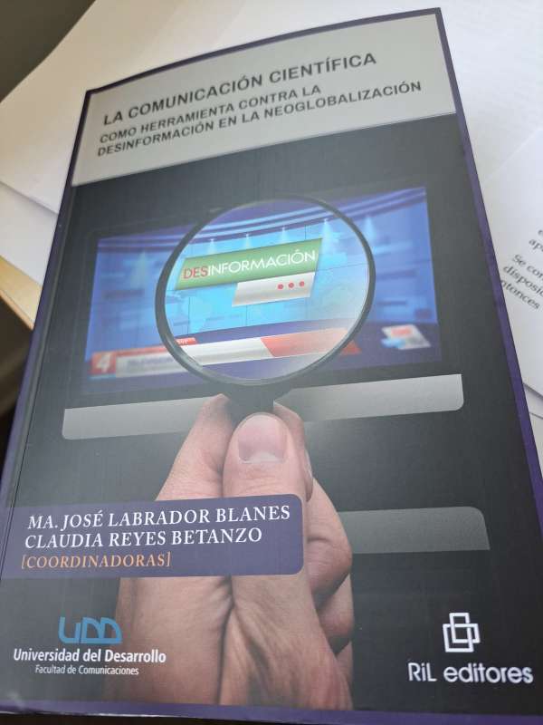 Presentado el libro “La comunicación científica como herramienta contra la desinformación” - 1